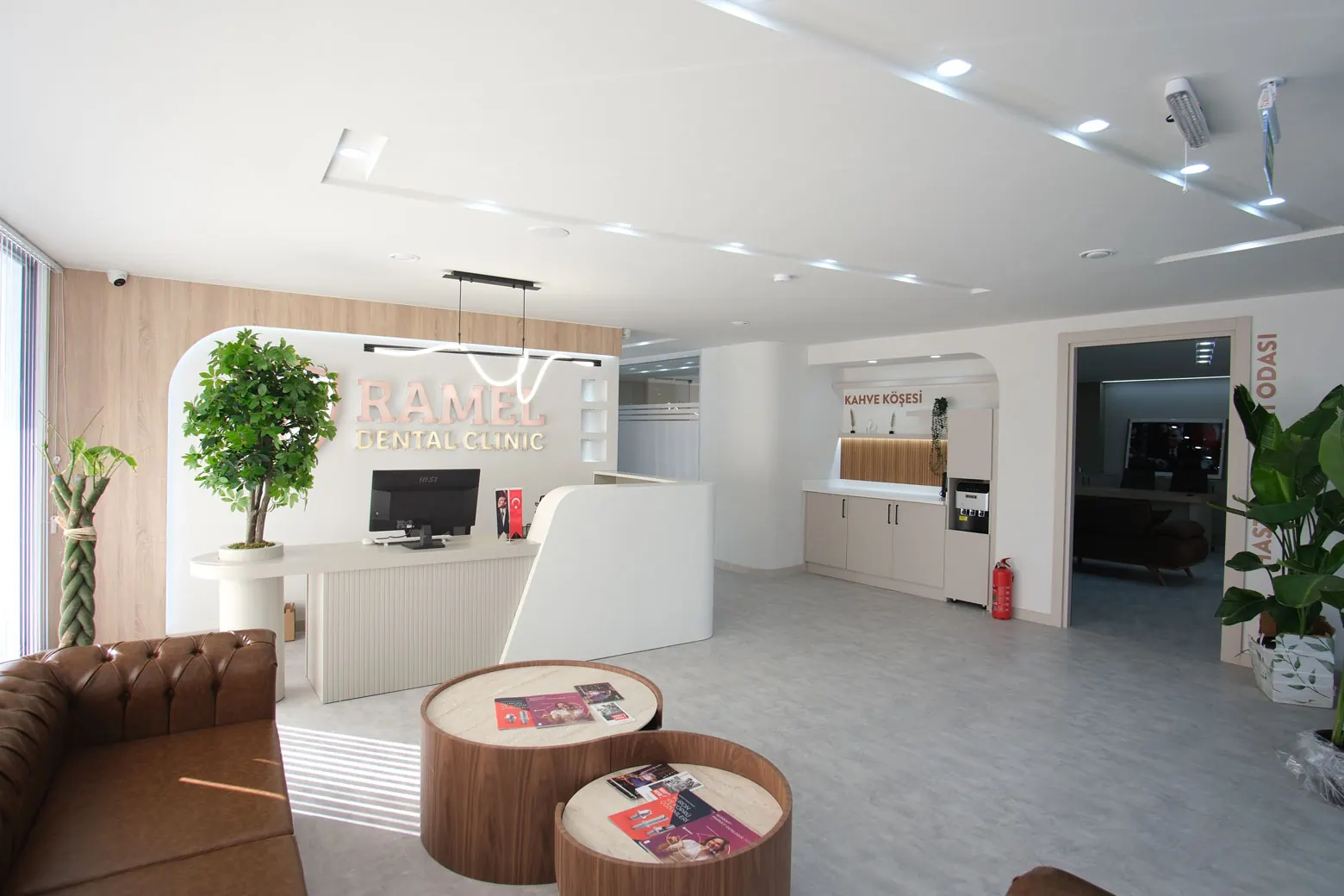 Ramel Dental klinik içi