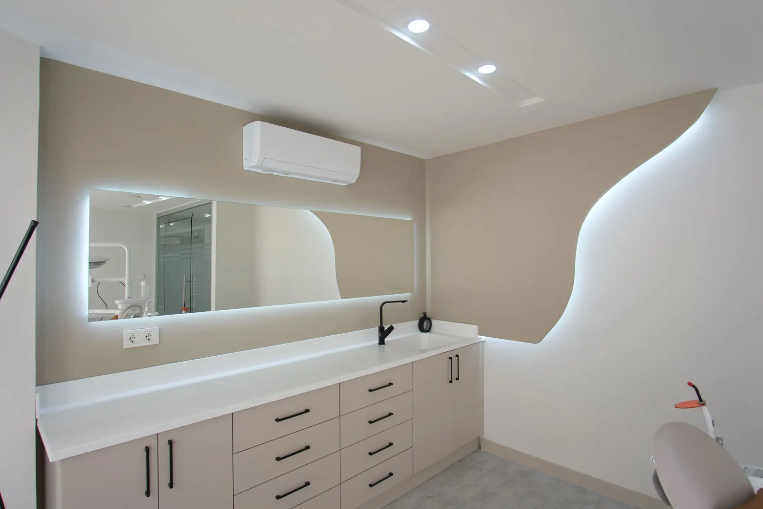 Ramel Dental klinik içi